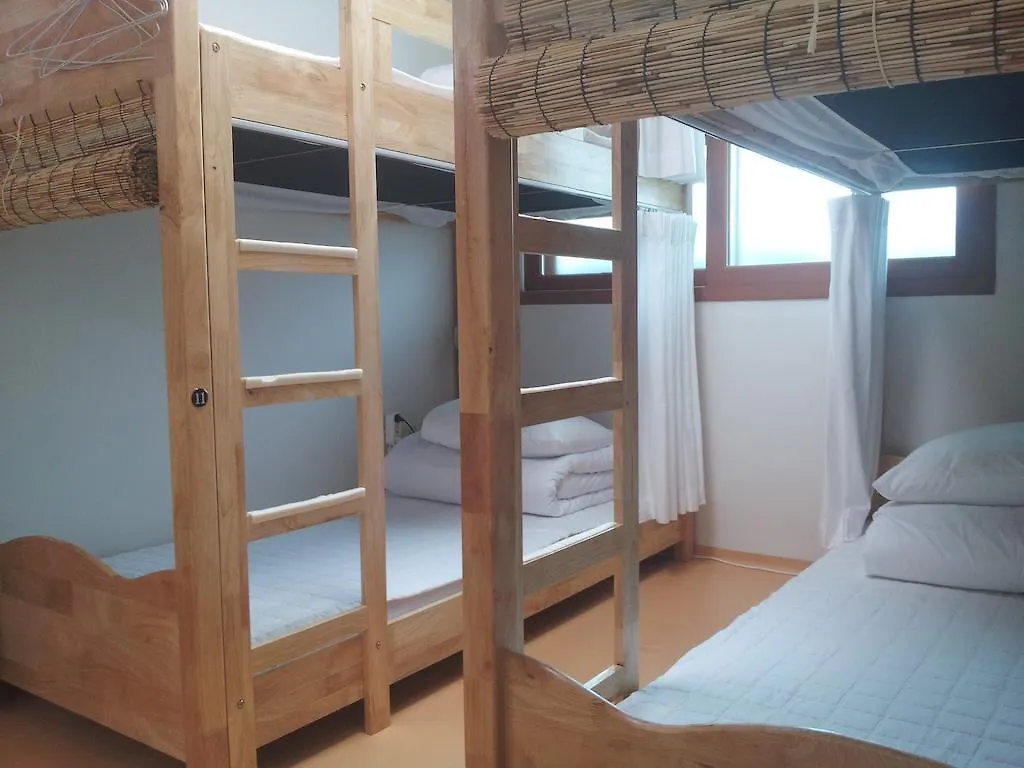 Guest house Happytree Guesthouse Seoul South Korea