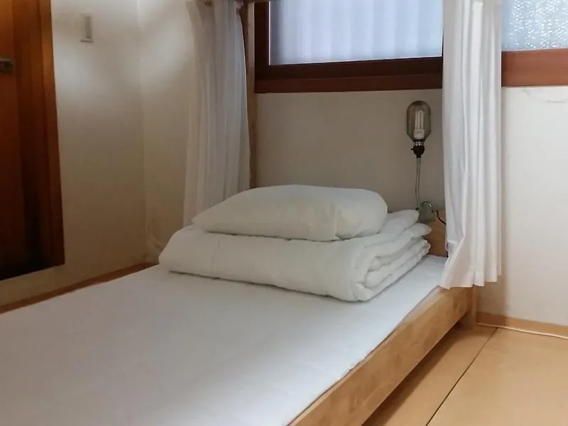 Happytree Guesthouse Seoul
